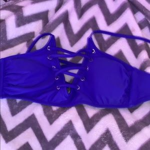 never worn blue bikini top with pads